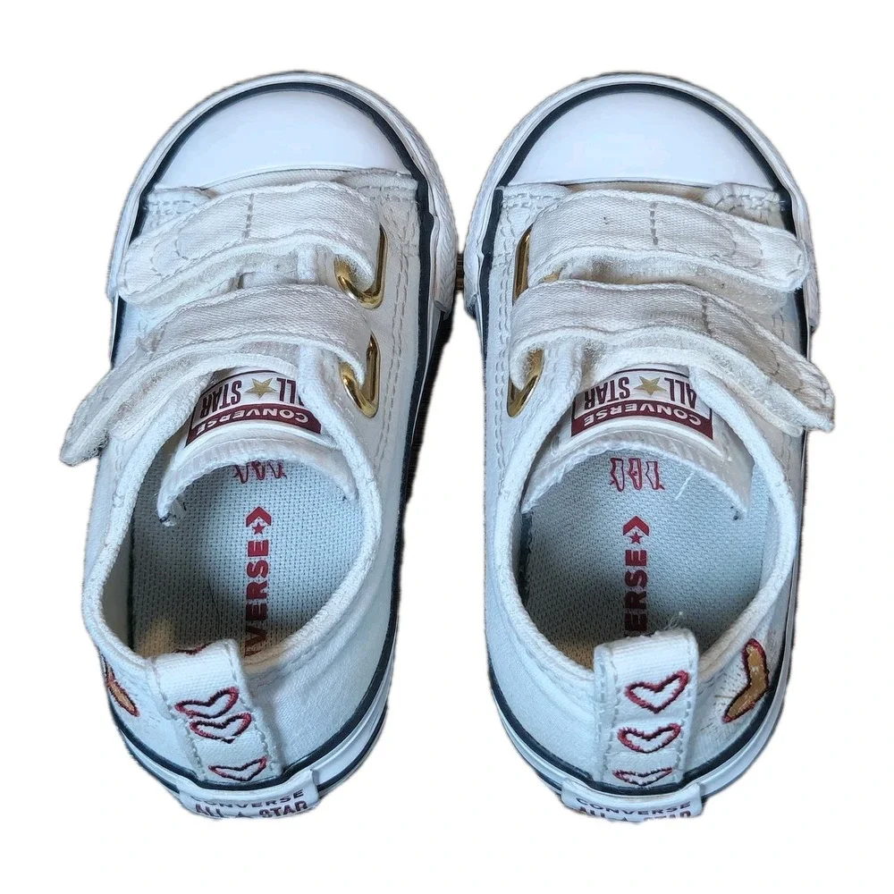 Converse Toddler Ivory Low Top Sneakers With Hearts Size 5c - Picture 6 of 10